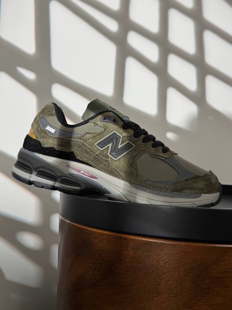 Чоловічі кросівки нью беланс New Balance 2002R ML Khaki [41-46]