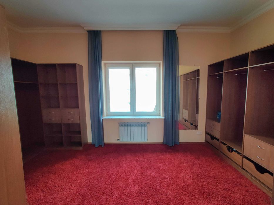 Оренда будинки у с. Мархалівка (є підключення для генератора)