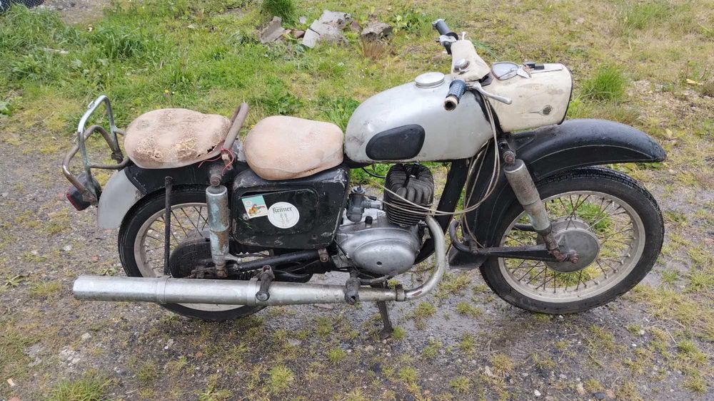 Motor Motocykl MZ ES 150 z Niemiec 1975r na chodzi ZSCHOPAU Trophy