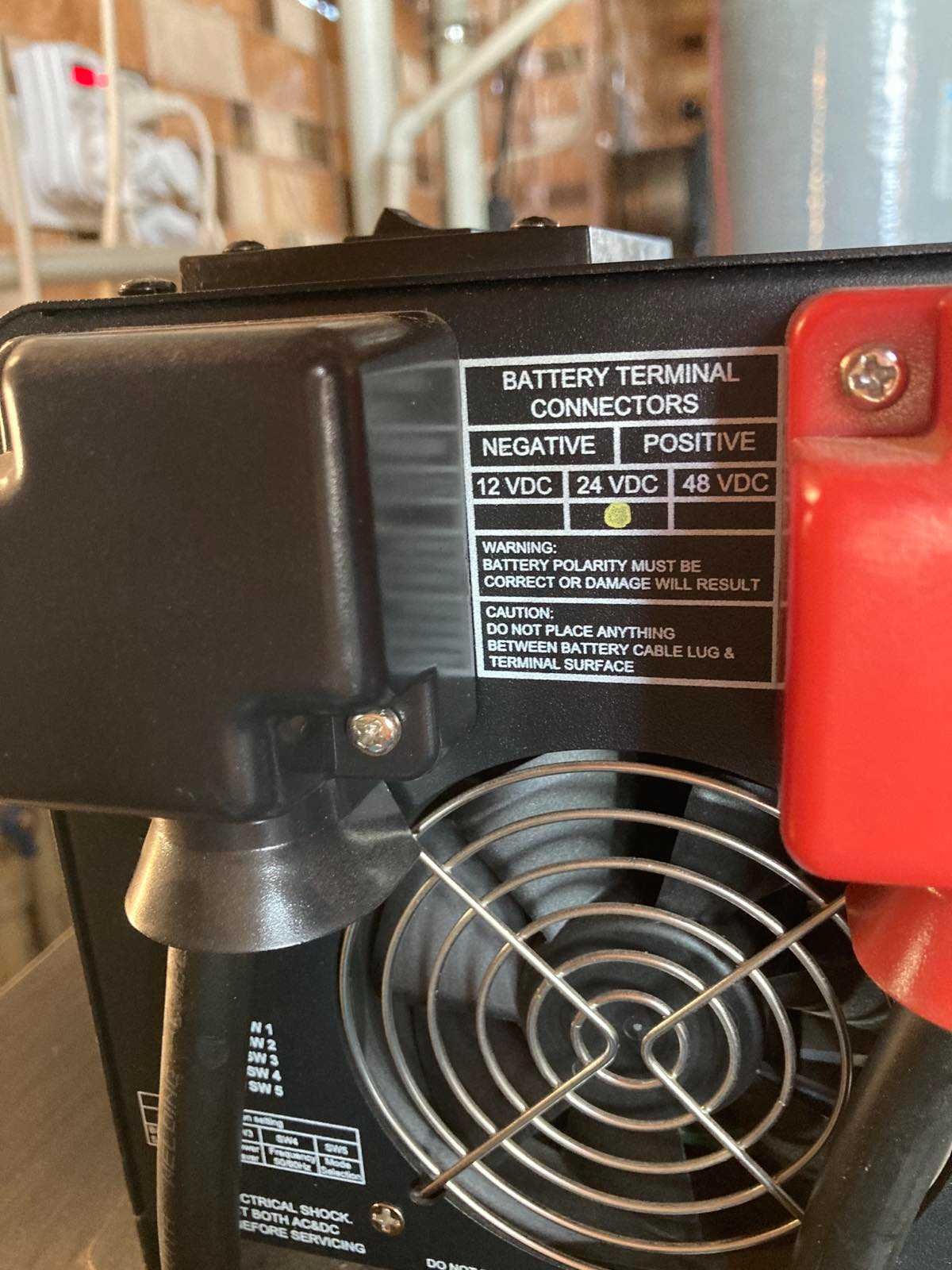 Інвектор Volt Polska Pover Sinus 3000 24/230V (3000/9000)