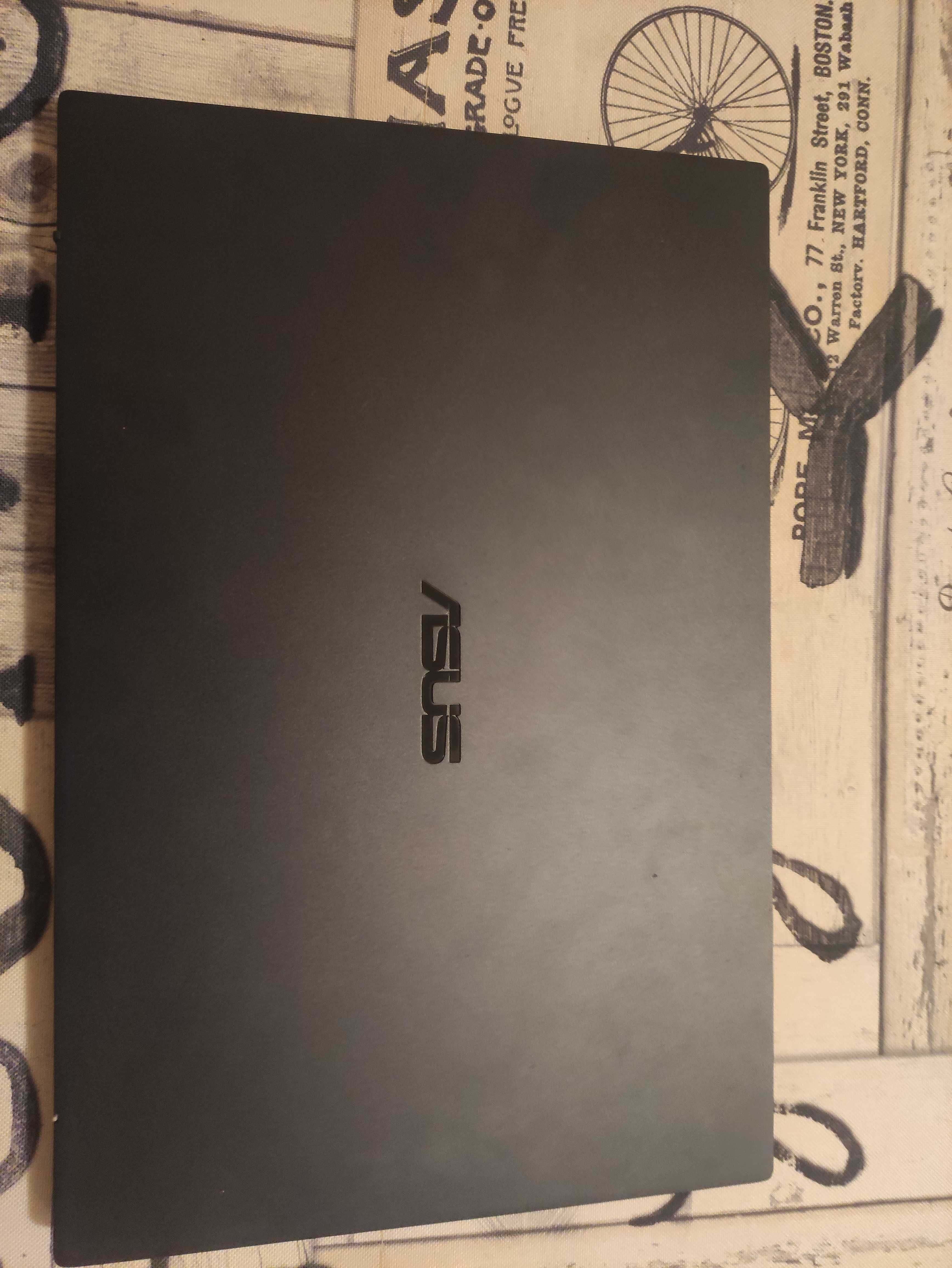 Laptop Asus Expertbook
