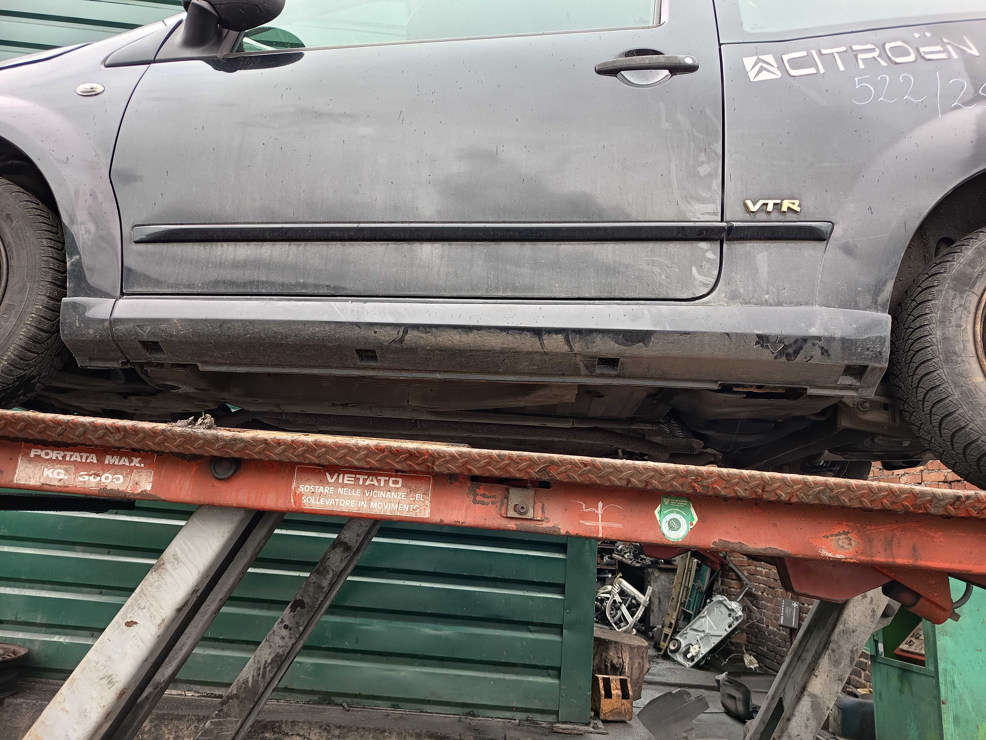 Citroen C2 VTR listwa progowa czarna FV transport/dostawa