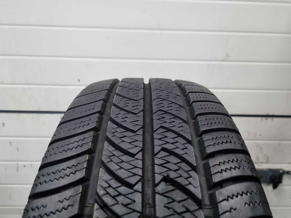 225/65/16C 112/110R Continental Vanco Winter 2 Dot.0722R