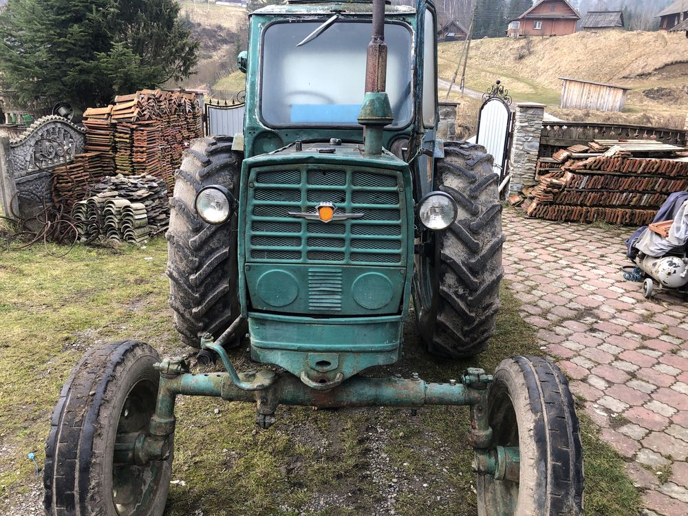 Трактор з роторною кос FELLA 187