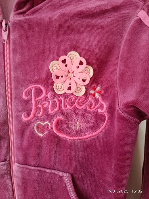 Welurowa bluza z kapturem r 110 dla dziewczynki