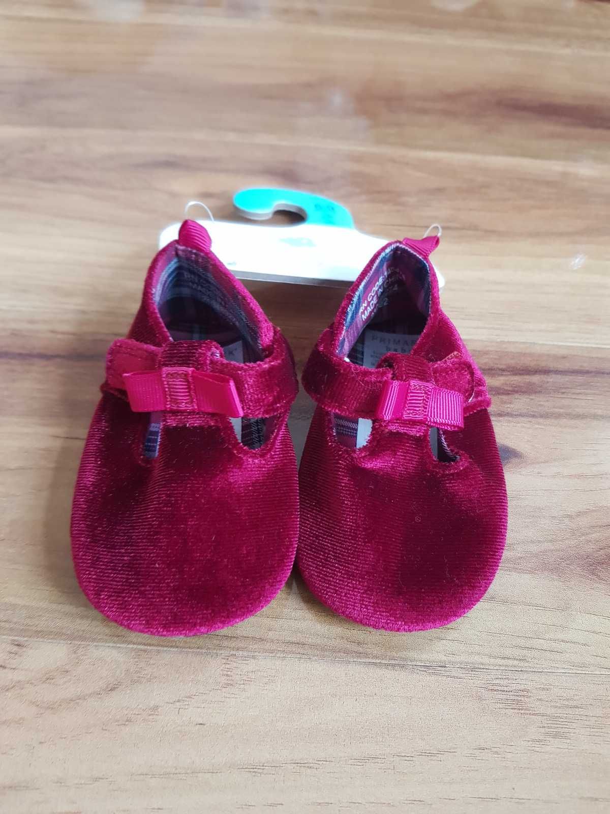 Czerwone aksamitne eleganckie Buciki niemowlęce dla dziecka 6-9  18