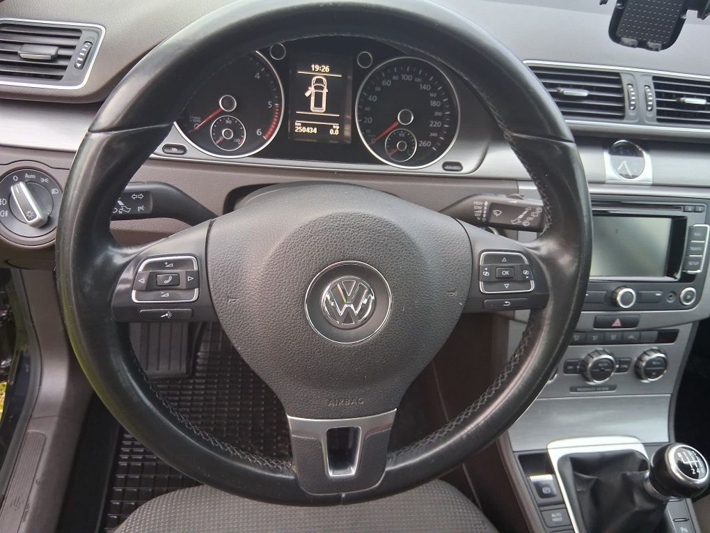 Passat B7 2.0 TDI 140 KM