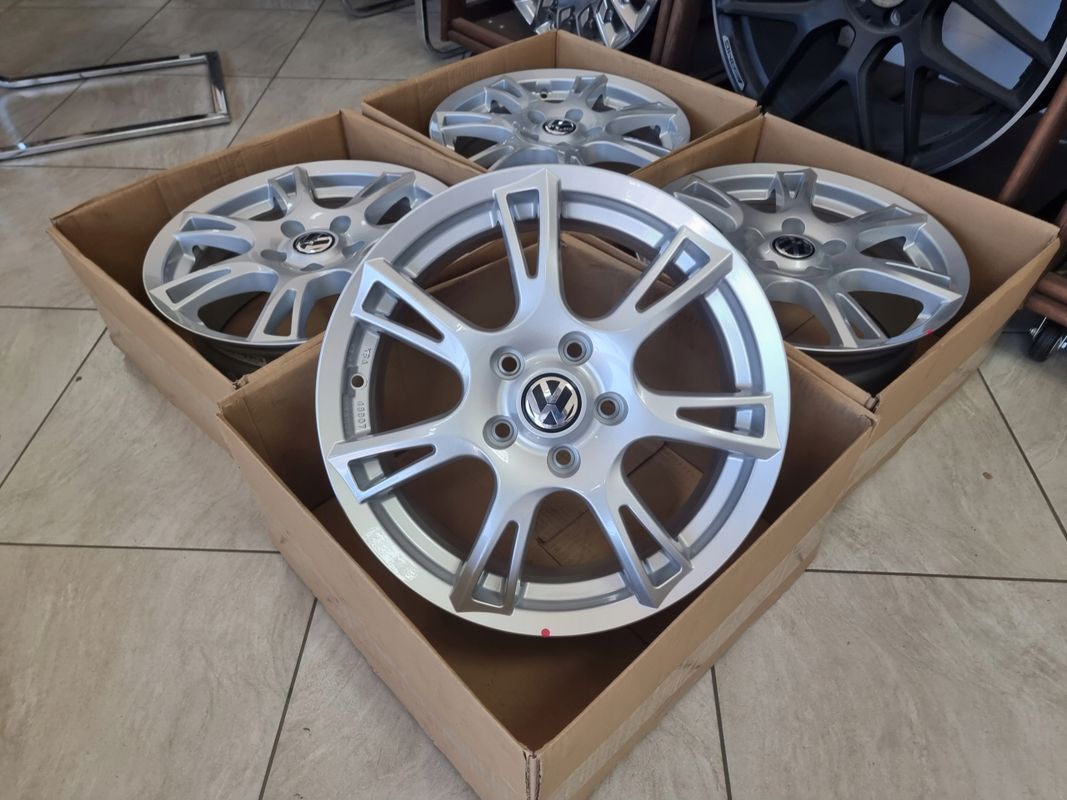 Nowe Koła Vw Golf 5/6/7 Golf Plus Jetta Dębica Frigo 2/16 Cali 2025 Ro
