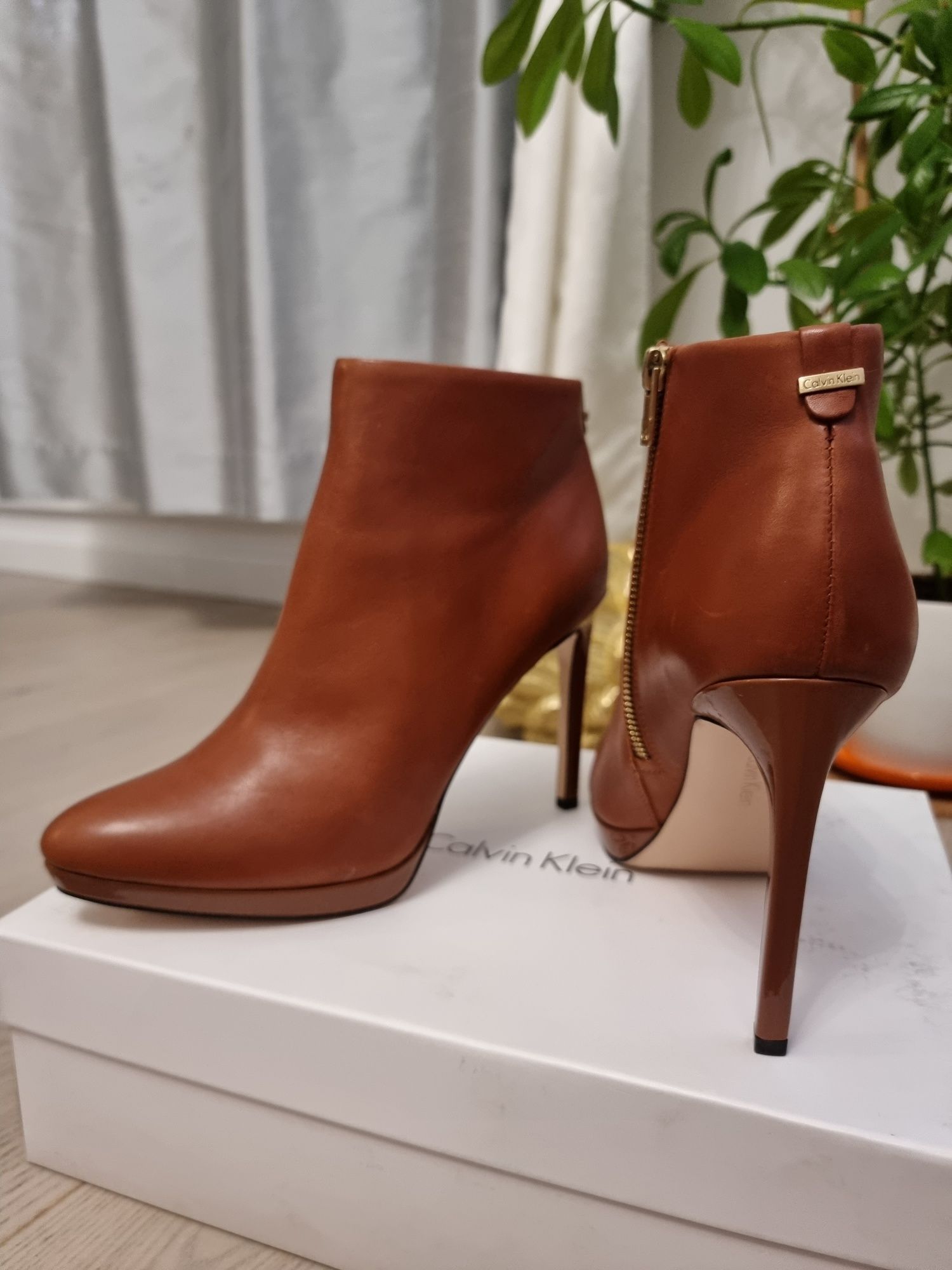 Buty Calivn Klein obcas 11cm - nowe