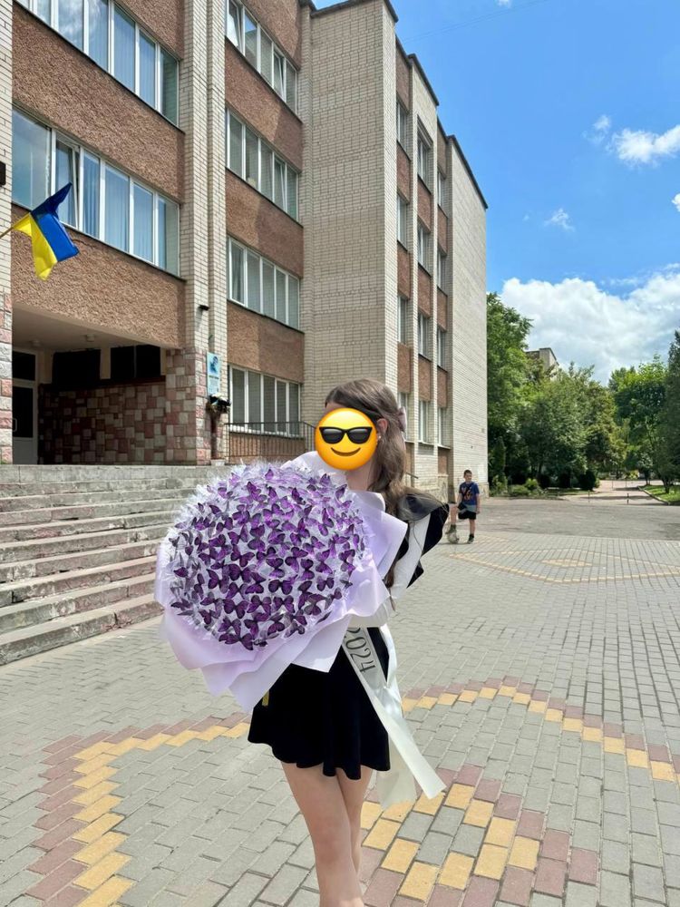 Букет метеликів з підсвіткою