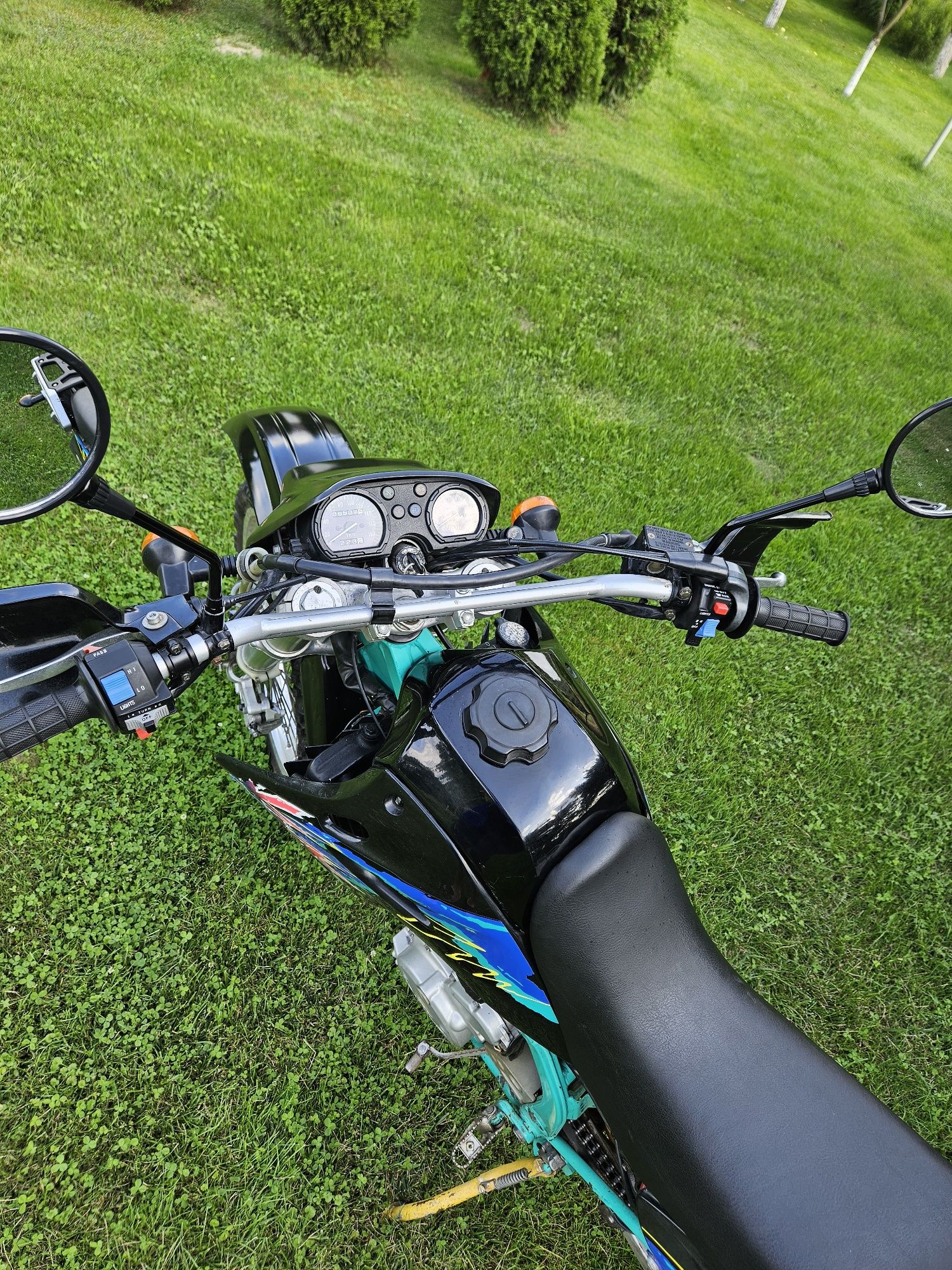 Motocykl Kawasaki KLX 650