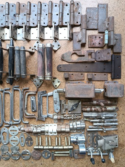 Ручка для дверей, дверная. Шпингалет. Защелка. Задвижка. Засов. Замок