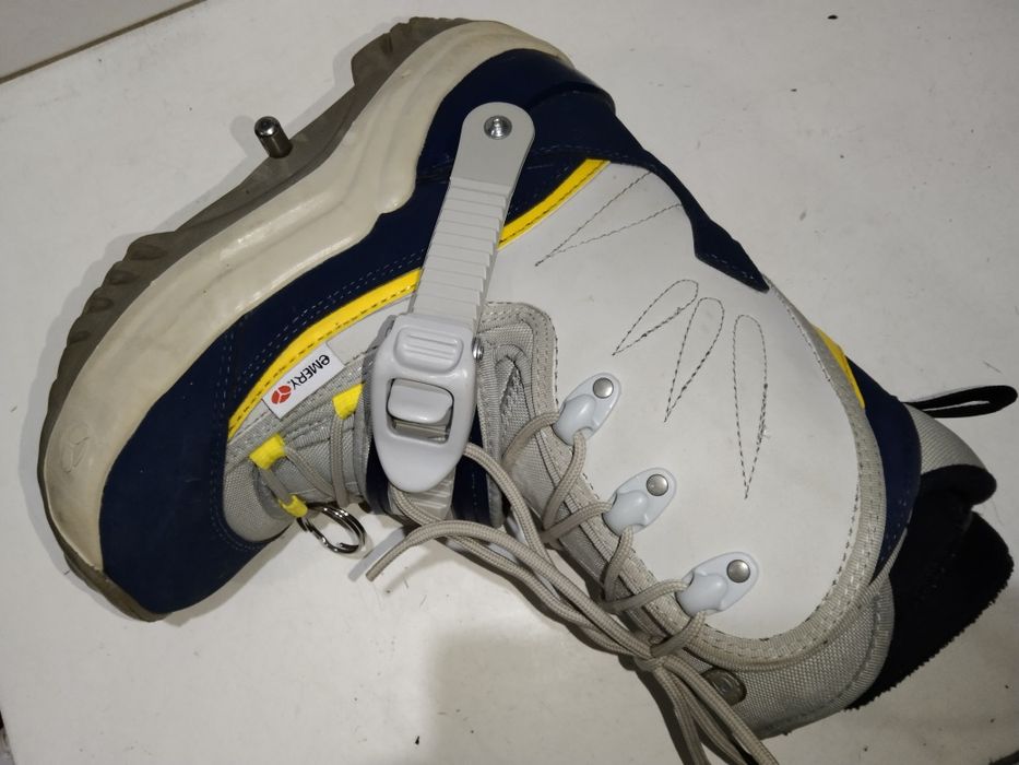Buty snowboardowe agresywne EMERY rozmiar 40/41
