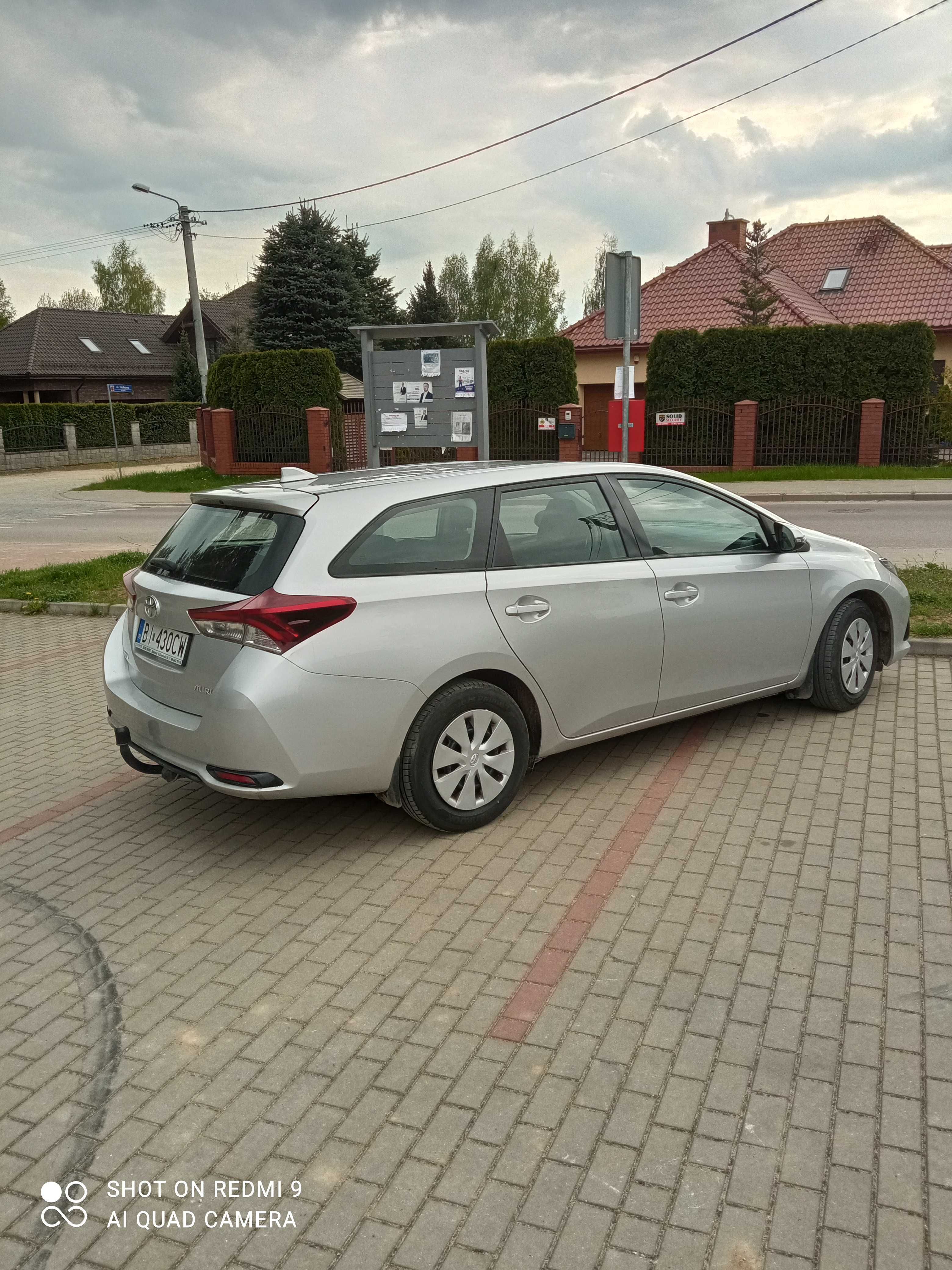 Sprzedam Toyota Auris kombi 1.6 benzyna