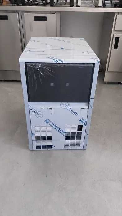 Kostkarka do lodu z pompą wyrzutową, podblatowa IceT SS45AL