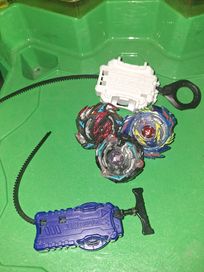 Sprzedam zestaw beyblade oryginał hasbro plus arena z launcherem