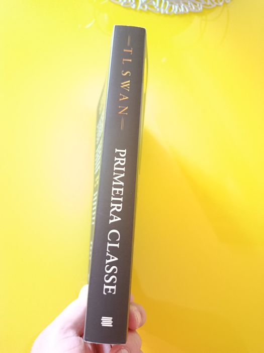 Livro "Primeira Classe" TL Swan