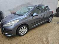 Peugot 207 1,4 Benzyna 2009 r