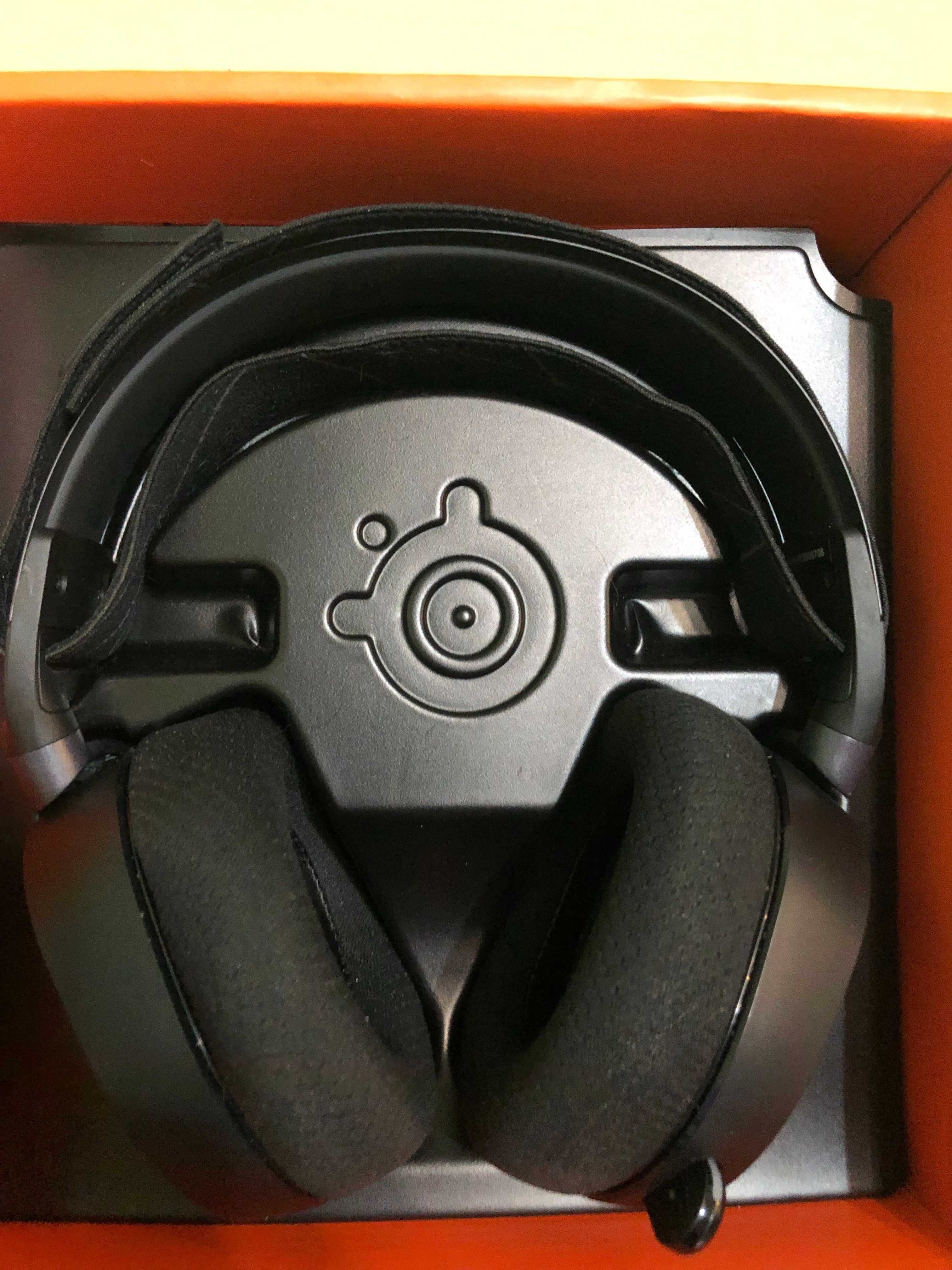 Навушники SteelSeries Arctis Pro