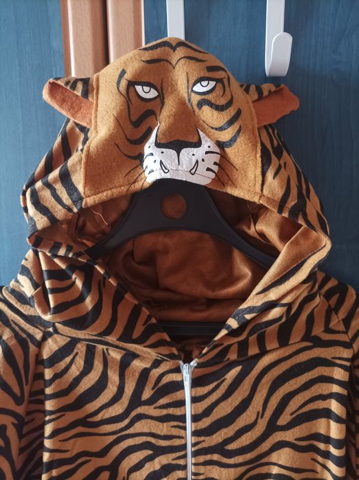 Halloweenowy strój tygryska