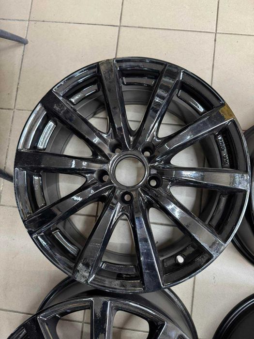 Титанові диски R18 5*120 8J ET35 DIA71,5