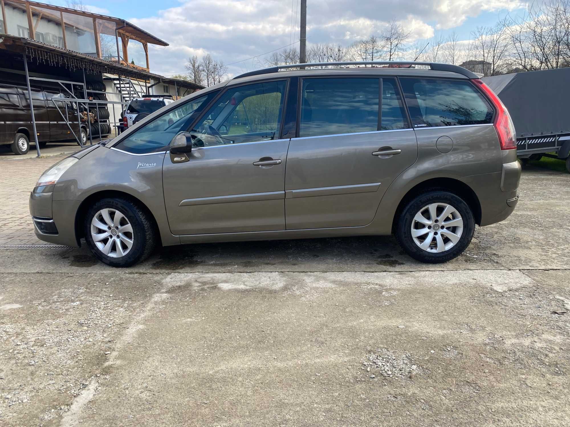 Citroen Grand C4 Picasso 2,0 дизель /2010 рік