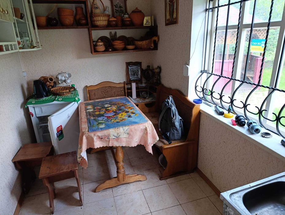 Дачний будинок -затишок і спокій !