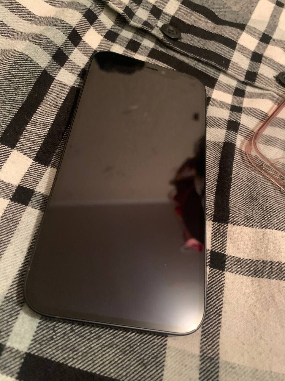 Продам iPhone 12 256