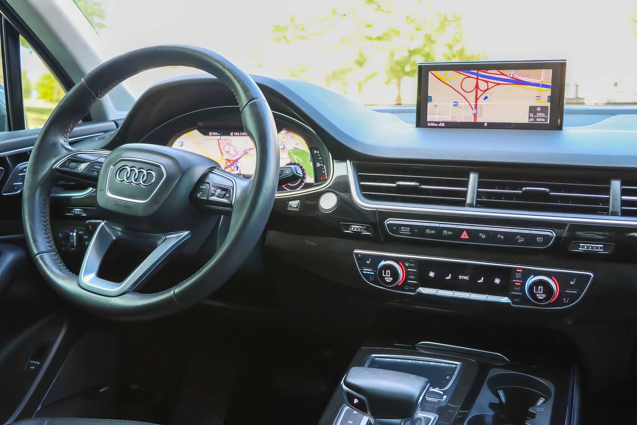 2019 Audi Q7 55 TFSI quattro Premium Plus