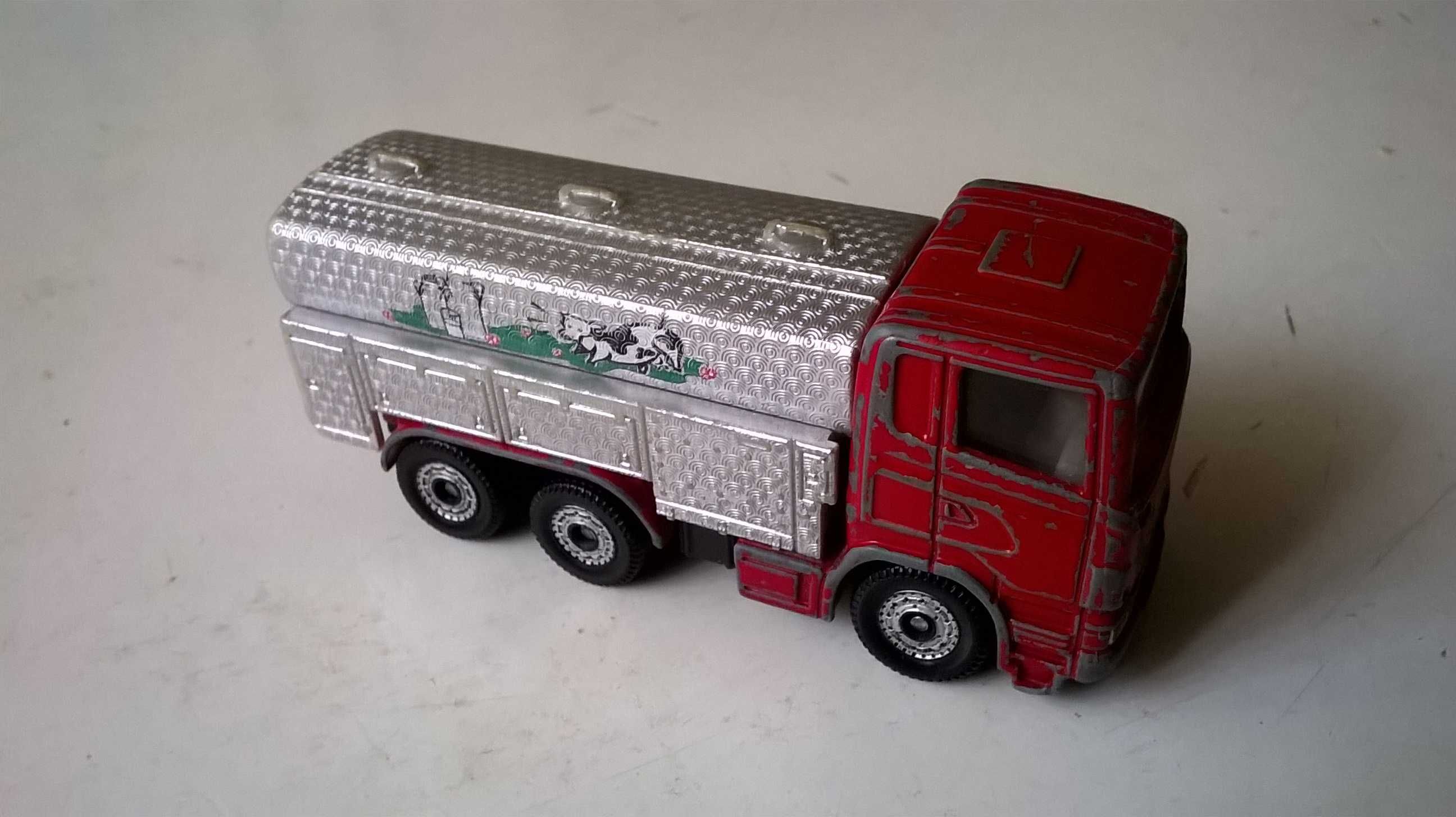 SCANIA model cysterna, skala 1:87, SIKU