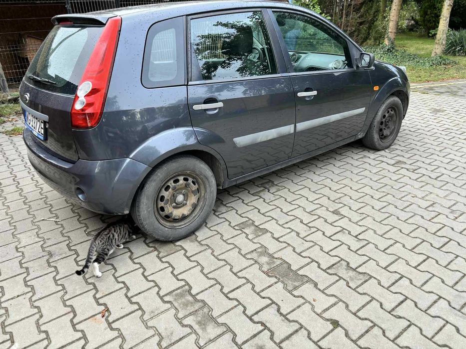 Sprzedam samochód osobowy