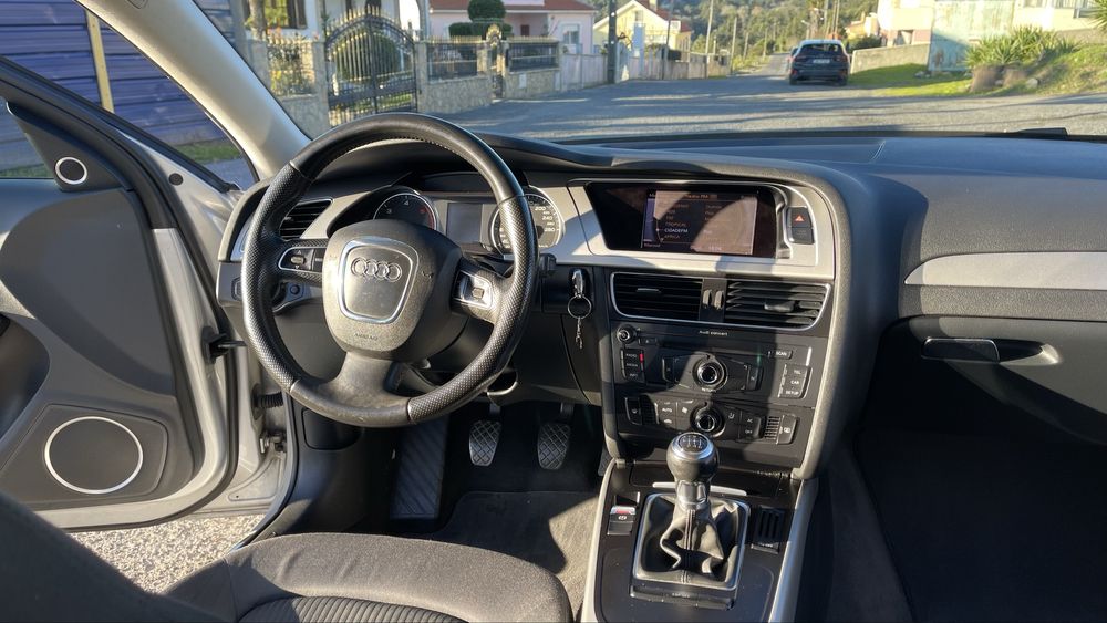 AUDI A4 Avant B8 2.0TDI