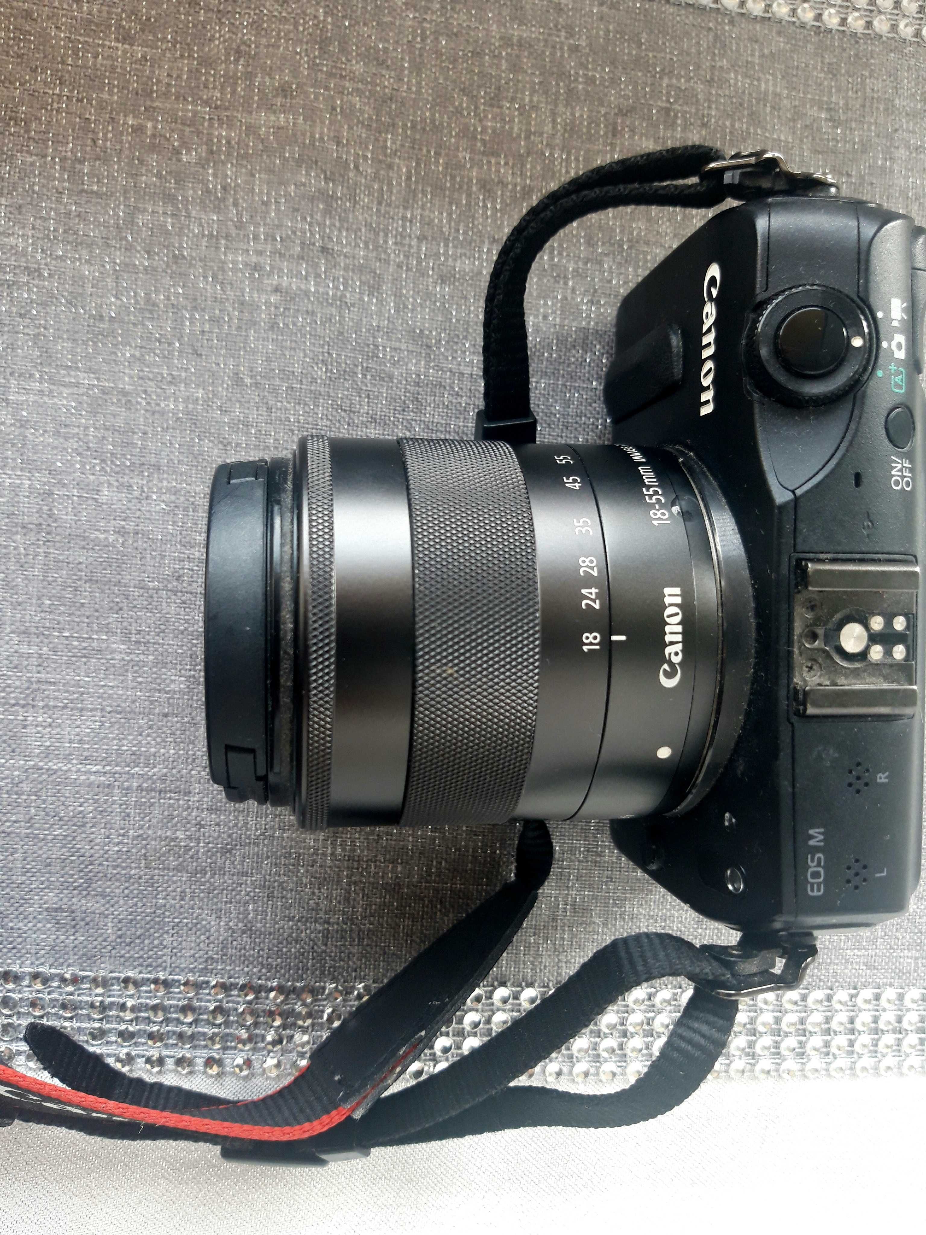 Canon EOS M Kit EF-M 18-55 IS STM Kit SPEEDLITE 90EX