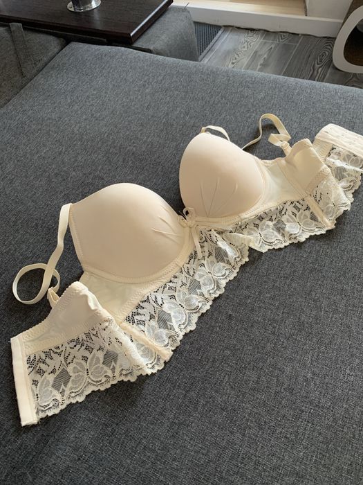 Бюстгальтер пуш ап ліфчик кружевний