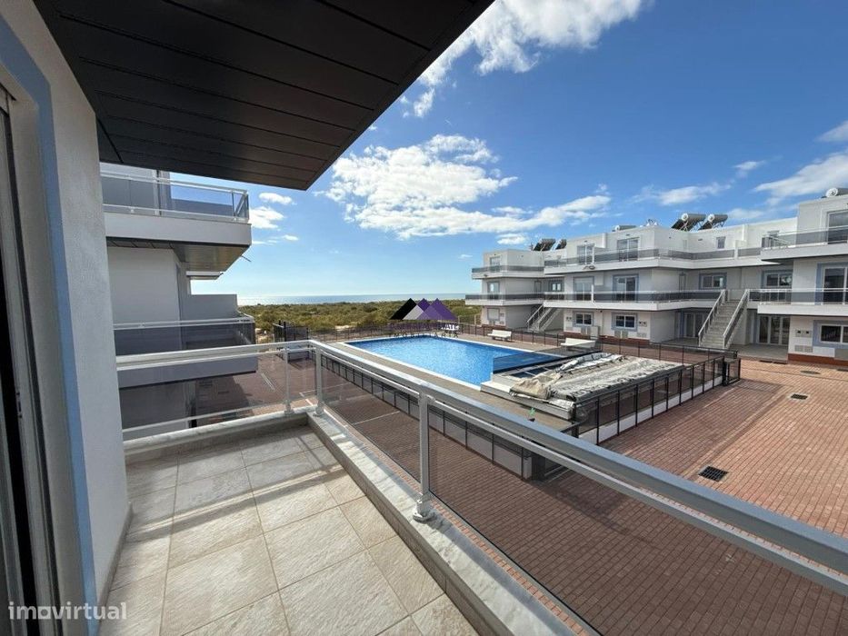 Apartamento T1+1 com Terraços Amplos e Vista Mar - Manta Rota