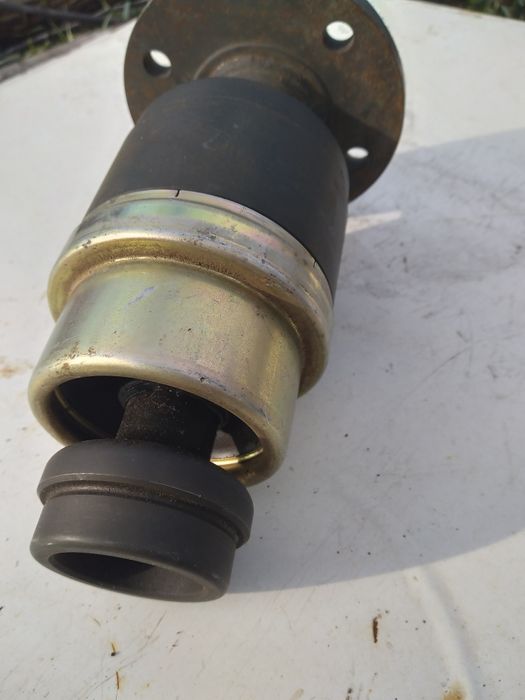 Для SsangYong MUSSO 3.2  бензин  граната кардана переднього