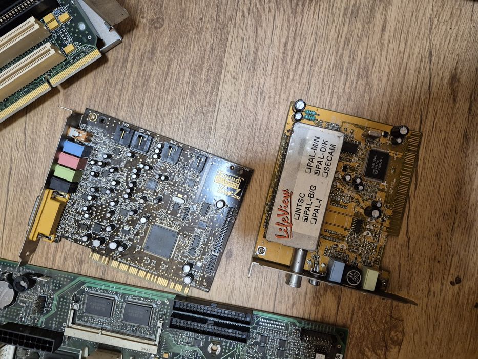 Płyty główne intel pentium 3 itd