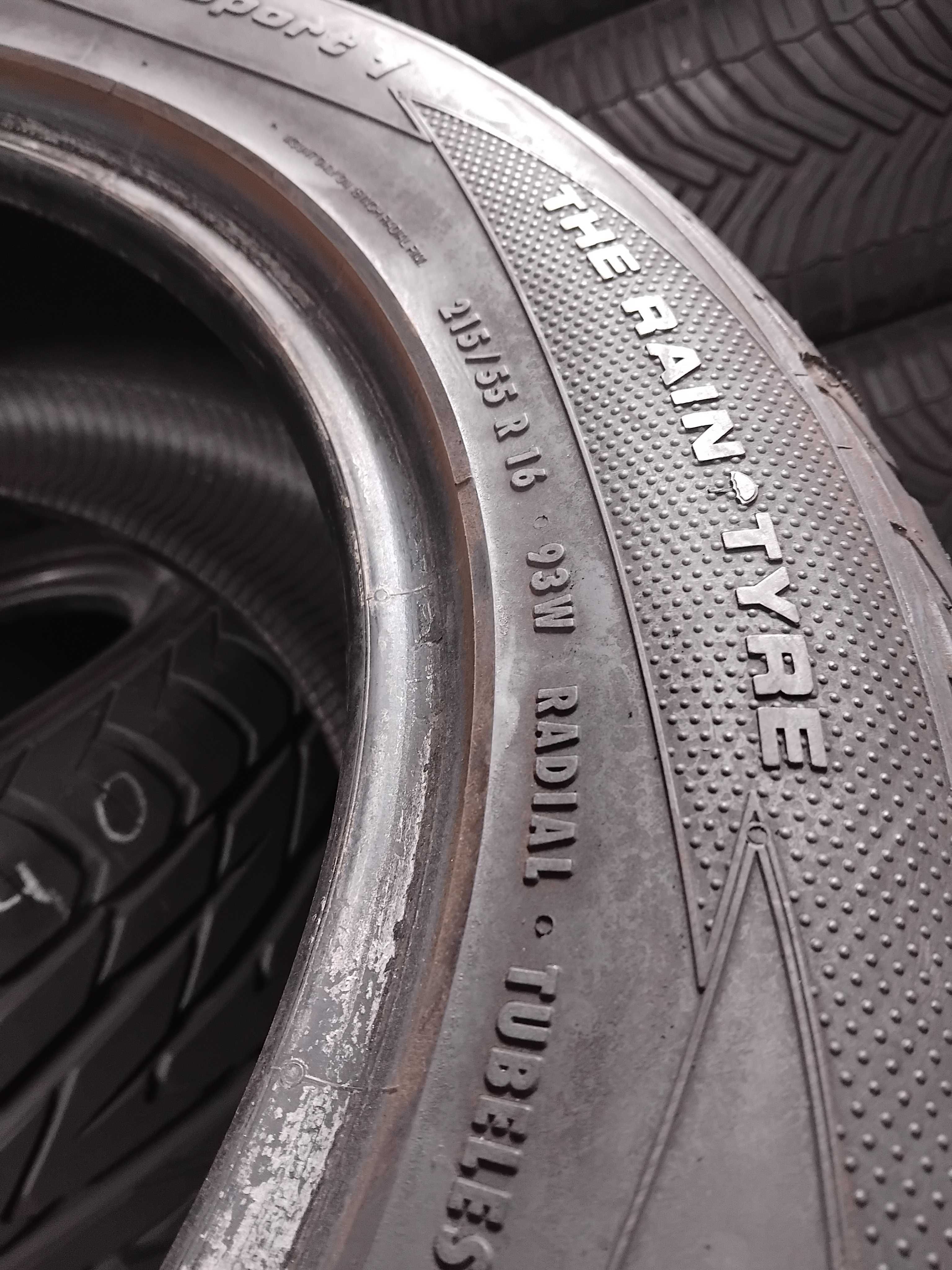 Шини бу 215/55 R16 Uniroyal Rain Spert 1 Пара Літо