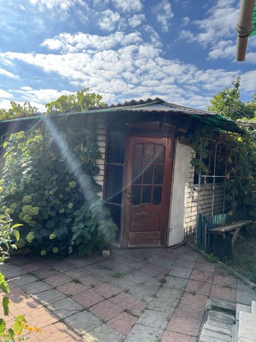 Продам  дом в Изюме