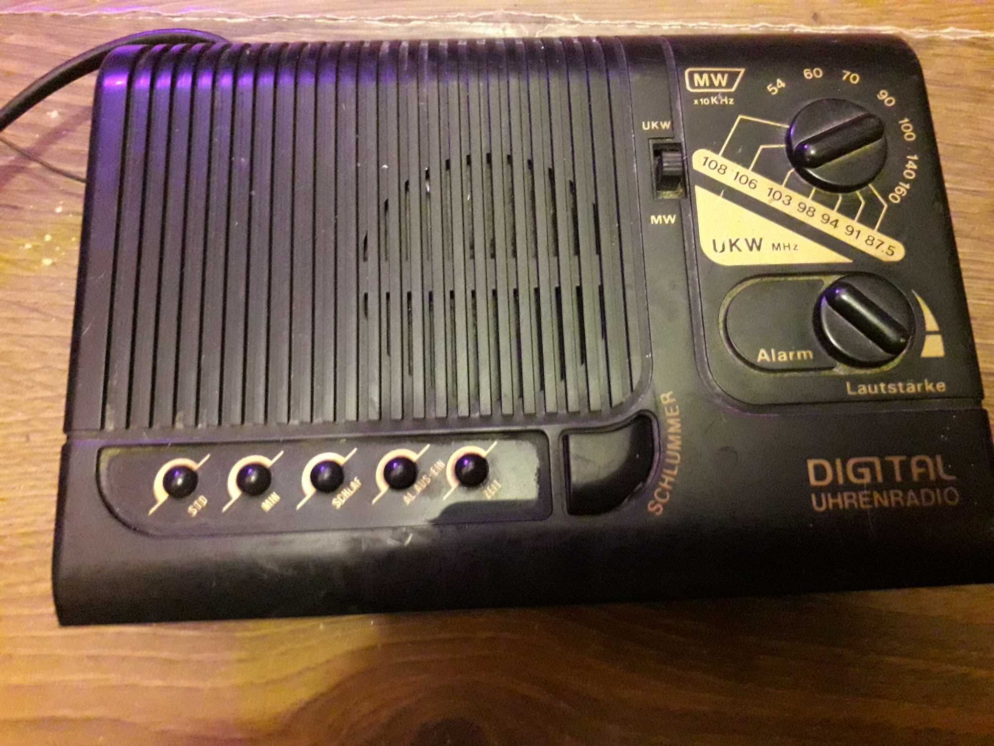 Budzik radio zegarek