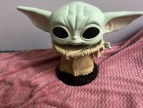 Funko Pop yoda super stan