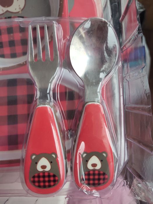 Дитячий посуд для хлопчика та дівчинки