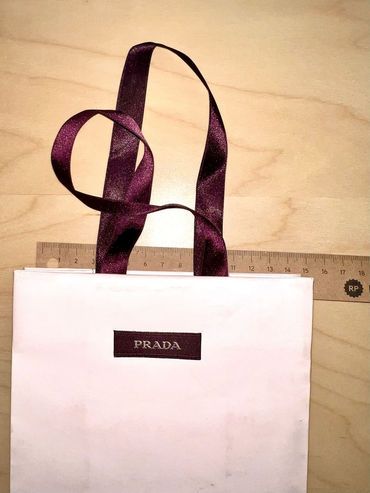 Saco de papel Prada