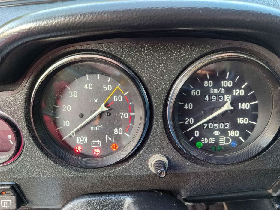 Автомобіль ВАЗ 2106