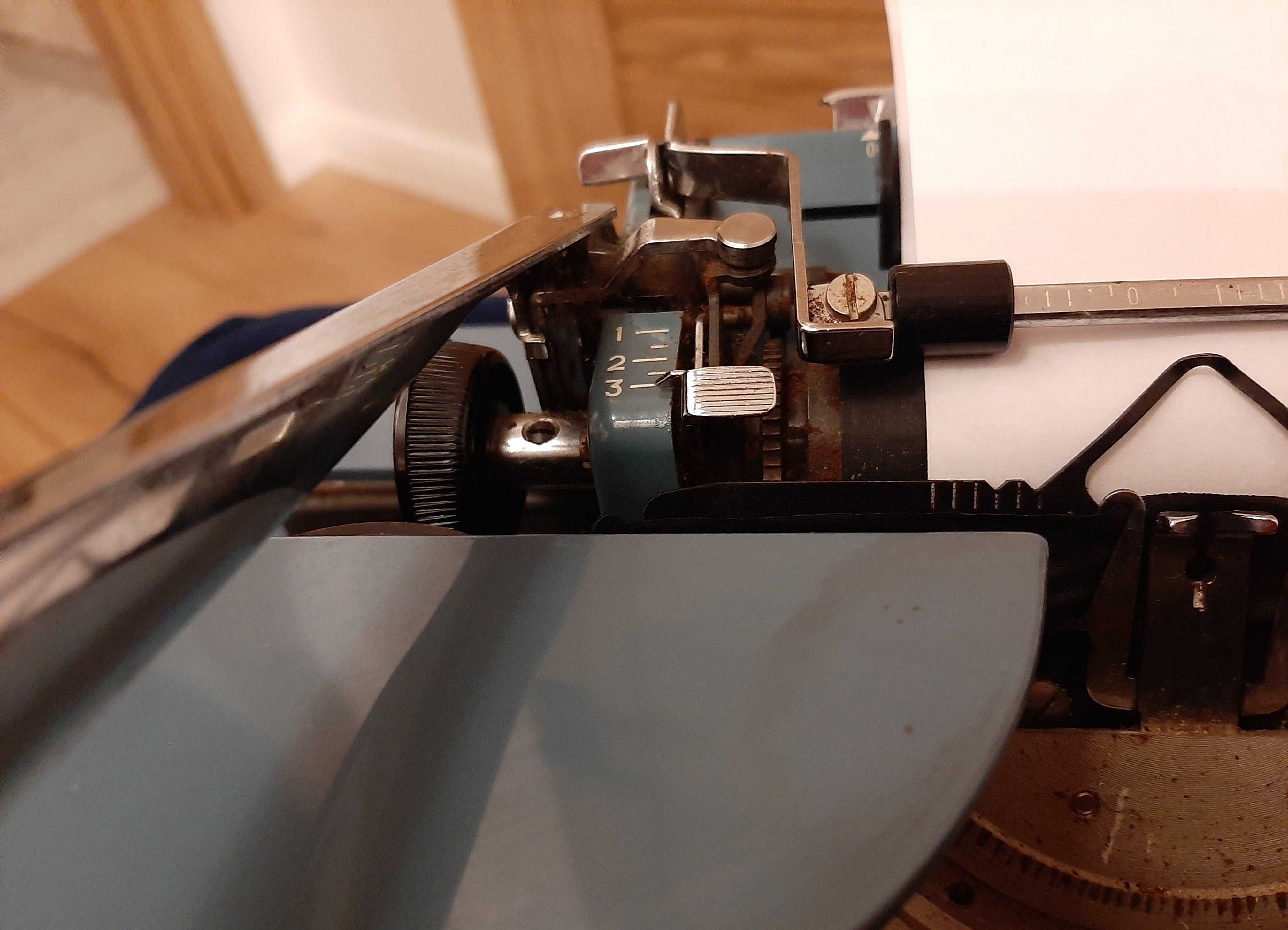 Stara-Przenośna maszyna do pisania Remington - Sperry Rand - Ten Forty