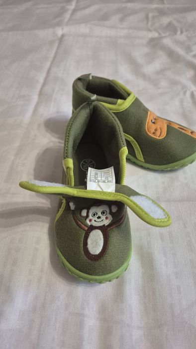 Дитяче взуття нове