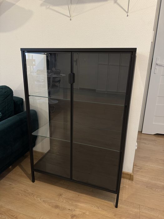 Czarna szklana witryna Rudsta gablotka super stan