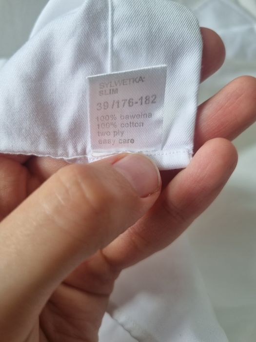 Biała męska koszula na spinki