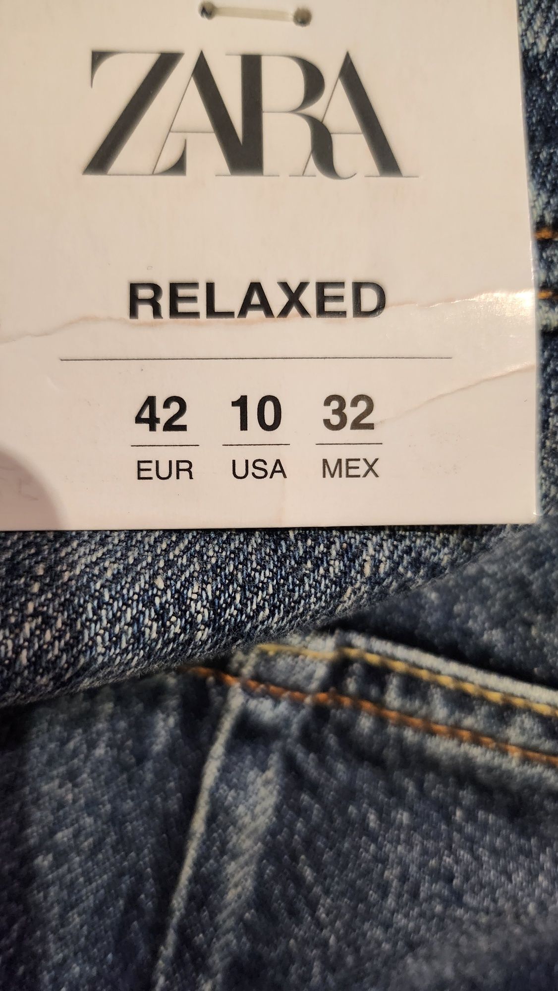 Jeansy relaxed Zara