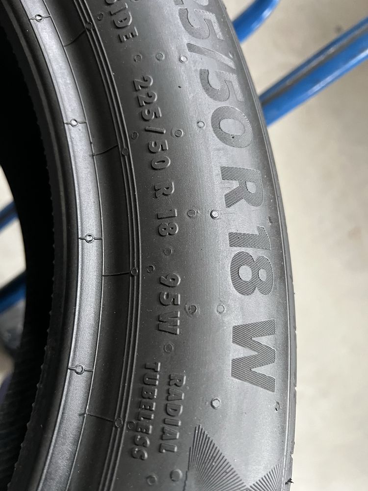 225/50/18 R18 Continental PremiumContact 6 RSC 4шт нові